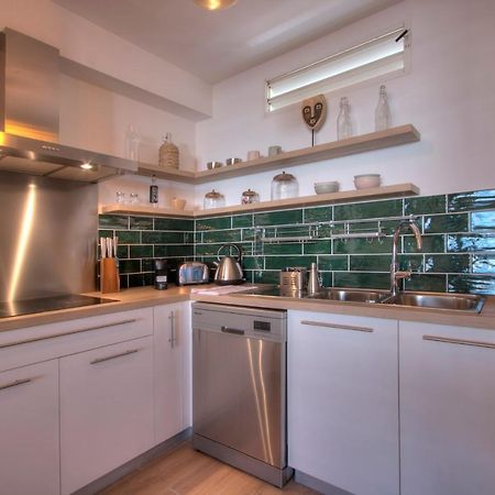 Apt - 4 Pers - Petit Duc - Renove - 44M² - Centre De Mont Rocquefeuil - Saint-Gilles-les Bains Εξωτερικό φωτογραφία